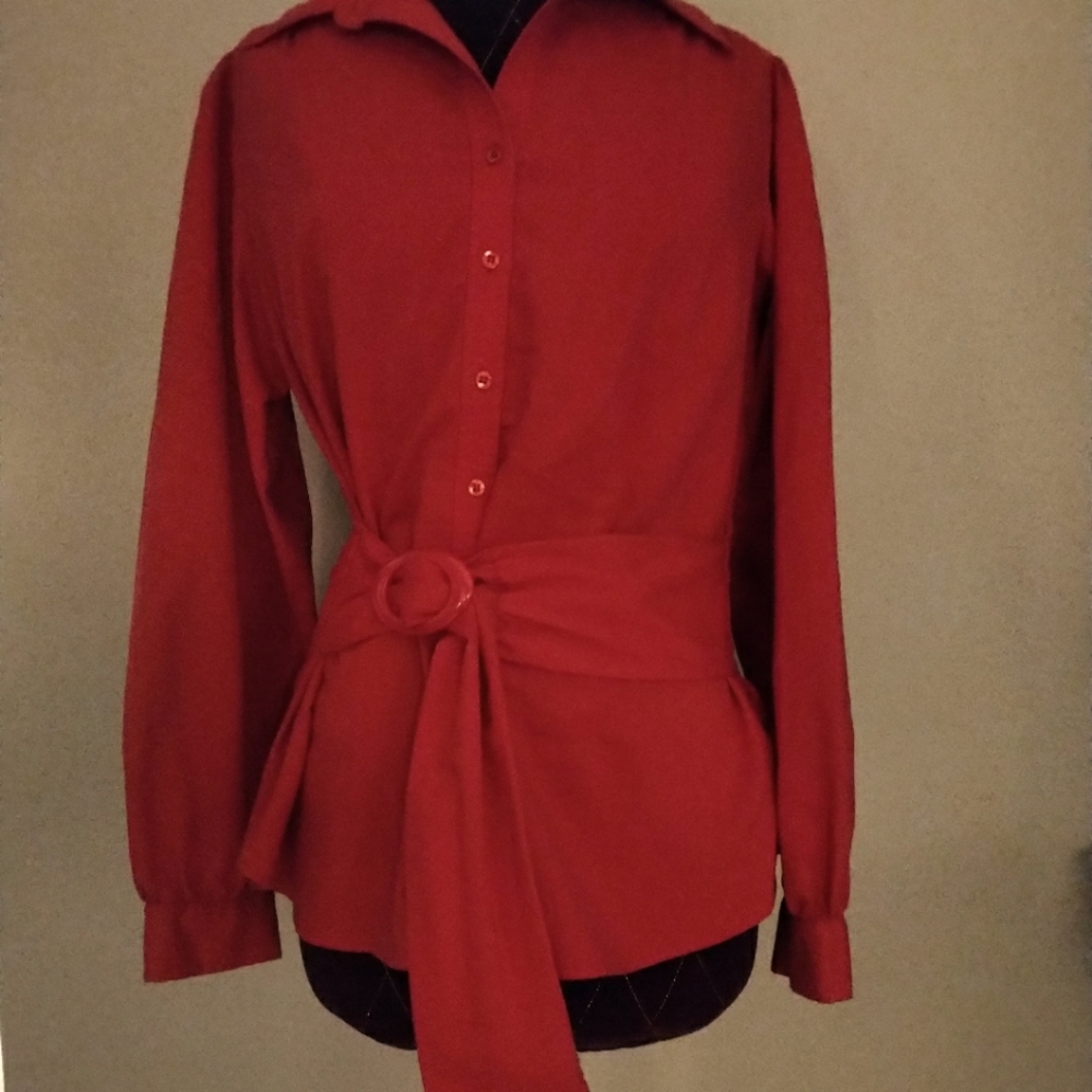 Ladies Red cleo Size Large Blouse